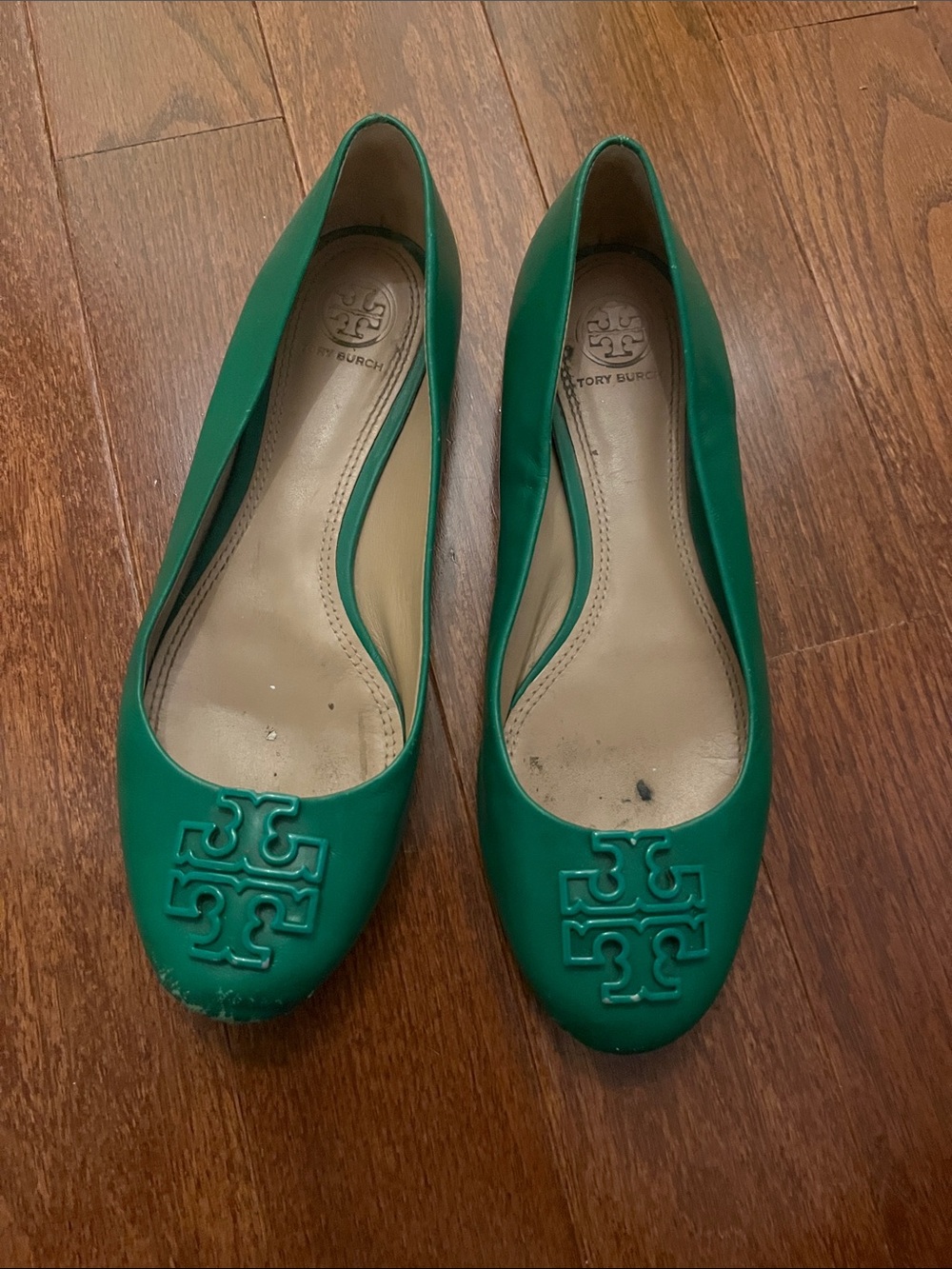 Tory Burch Emerald Green Logo Ballet Flats